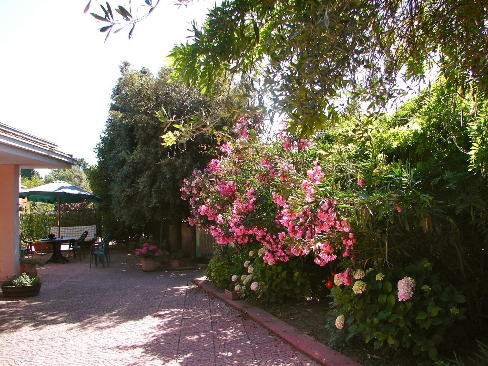 Parco Delle Valli Sassari Exteriör bild