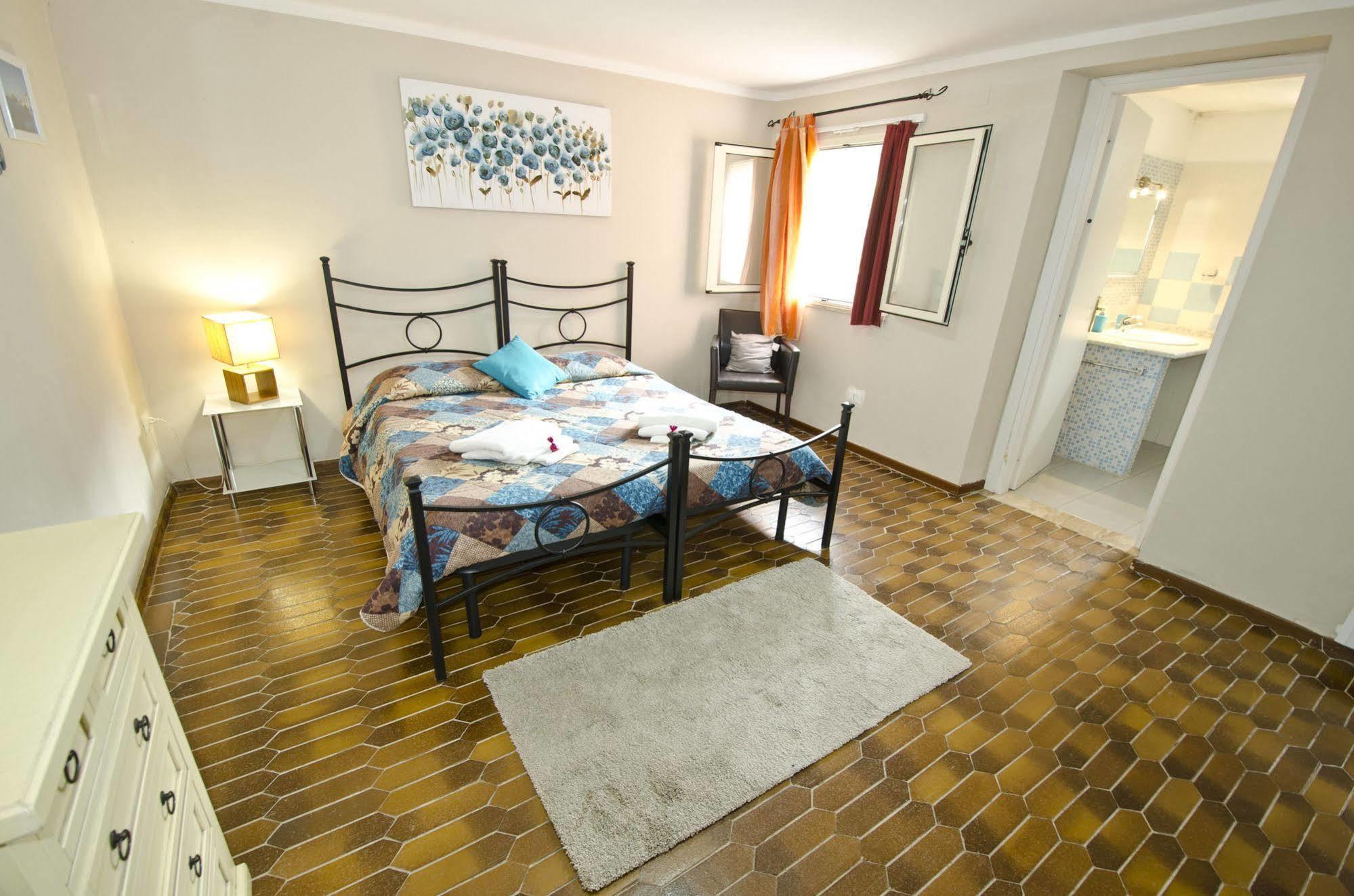 Parco Delle Valli Sassari Exteriör bild